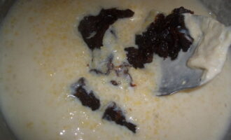 Каша кукурузная с черносливом