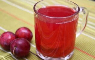 Компот из слив
