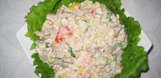 Салат с курицей по-московски