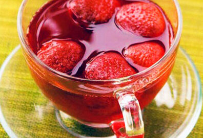 Компот из малины и клубники