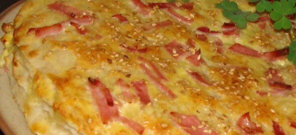 Закусочный торт «Сырное суфле»