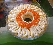 Салат с кальмарами "Морская пена"
