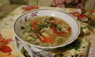 Азиатский суп с Локшиной