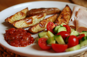 Картофель, запеченный ломтиками