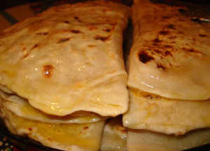 Кастыбай с картофельным пюре