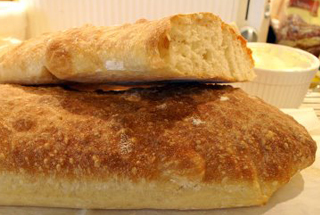 Луковая чиабатта