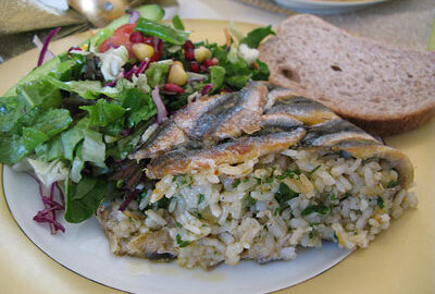 Плов с хамсой