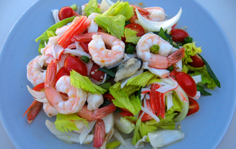 Салат «морской коктейль»