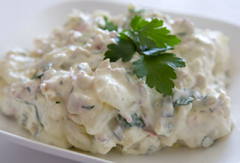Немецкий картофельный салат овощной