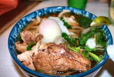 Куриная лапша с яйцом пашот