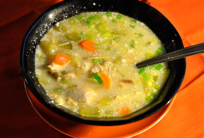 Рассольник с мясом и грибами по-русски