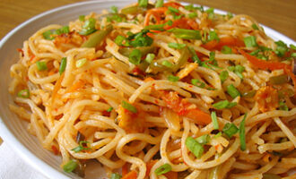 Лапша с овощами по-китайски