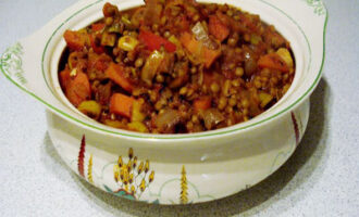 Чечевица с овощами