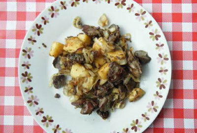 Печень с яблоками
