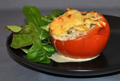 Помидоры фаршированные курицей