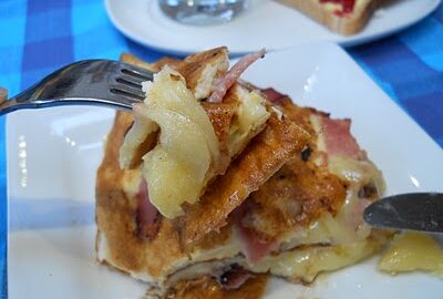 Яичница с ветчиной и сыром
