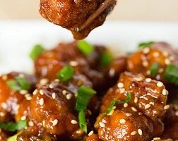 Мясо с кунжутом и медом