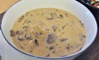 Грибной суп с сыром