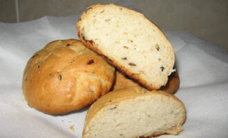 Луковые булочки
