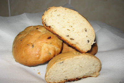 Луковые булочки