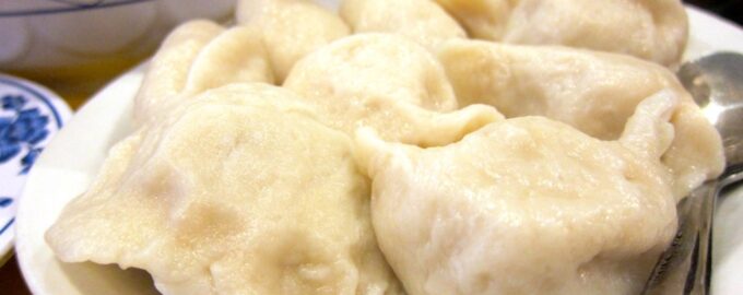 Вареники со свежей капустой и грибами