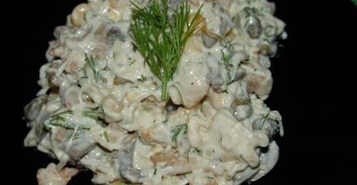 Салат с кукурузой и грибами
