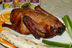 Запеченная утка с хрустящей корочкой