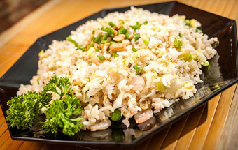 Плов с овощами и морепродуктами
