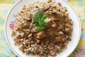 Гречка с грибами и курицей