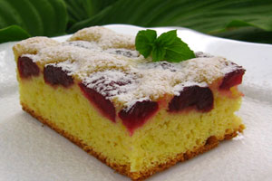 Манник с вишней