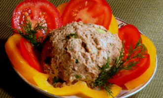 Куриный паштет с черносливом