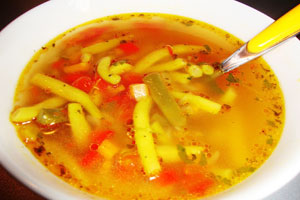 Суп из стручковой фасоли с овощами