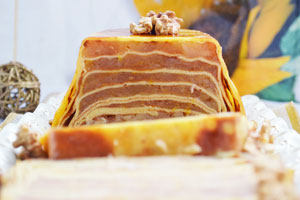 Блинный пирог с яблоками