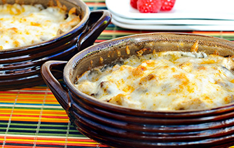Жульен с курицей и грибами в духовке