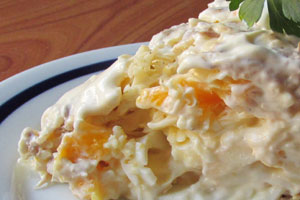 Салат с апельсином и сыром