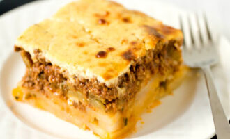 Мясная запеканка в мультиварке