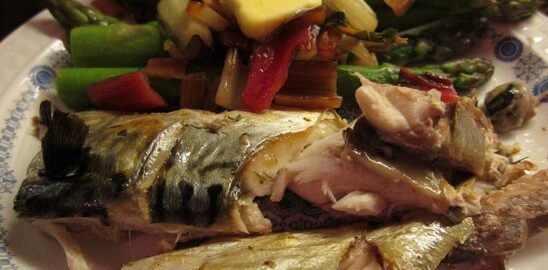 Cкумбрия в духовке вкусный рецепт с фото пошагово и видео