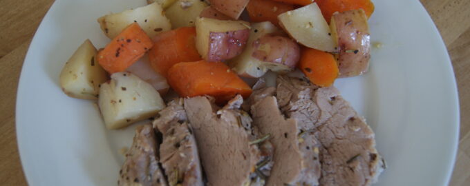 Мясо с овощами в духовке