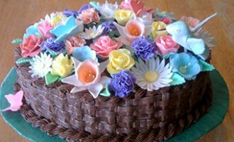 Торт "Цветок" из мастики