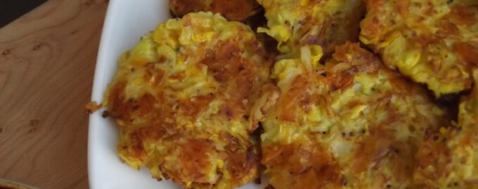 Кабачковые оладьи с сыром