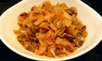 Грибная солянка с капустой на зиму