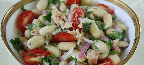 Салат с тунцом и фасолью