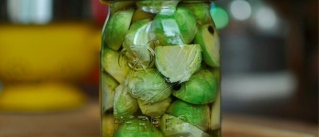Брюссельская капуста маринованная