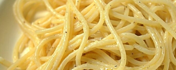Cпагетти с сыром