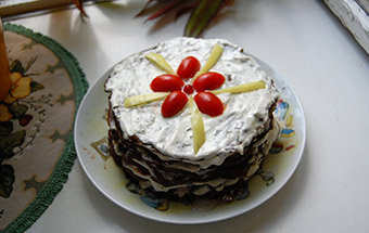 Печеночный торт с грибами