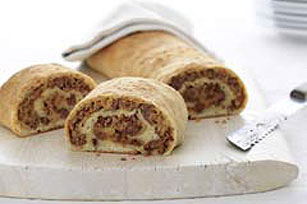 Рулет мясной в тесте