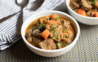 Картошка с грибами и мясом в мультиварке
