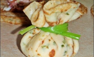 Блинные мешочки с начинкой