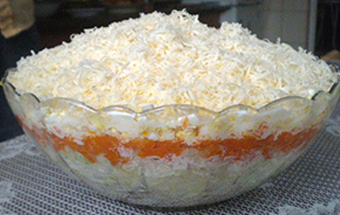 Салат с грибами и сыром