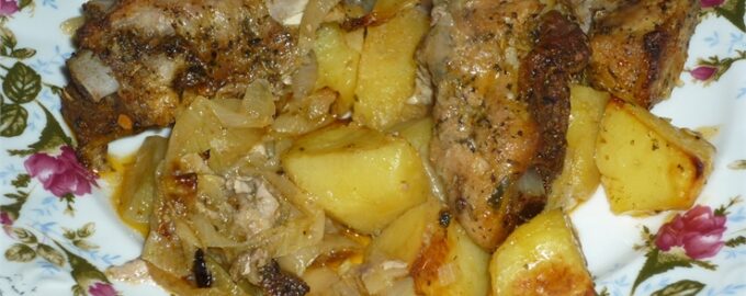 Запеченная картошка с мясом